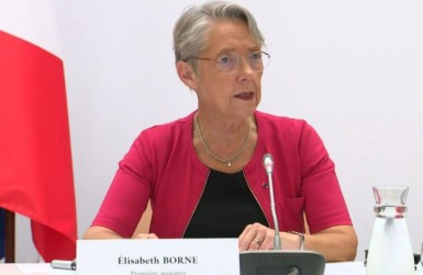 Élisabeth Borne annonce un budget 2024 "sans précédent" pour MaPrimeRénov' en faveur de la transition écologique